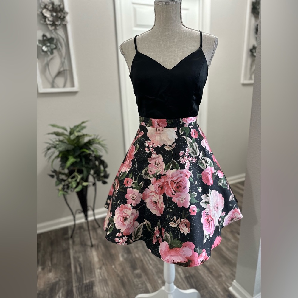 NWT City Triangles Formal Mini Dress Size 9